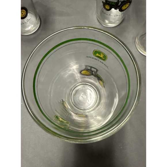 John Deere Tractor Glasses Set of 4 Nothing Runs Like a DeerePint Tumblers Green - Picture 5 of 6